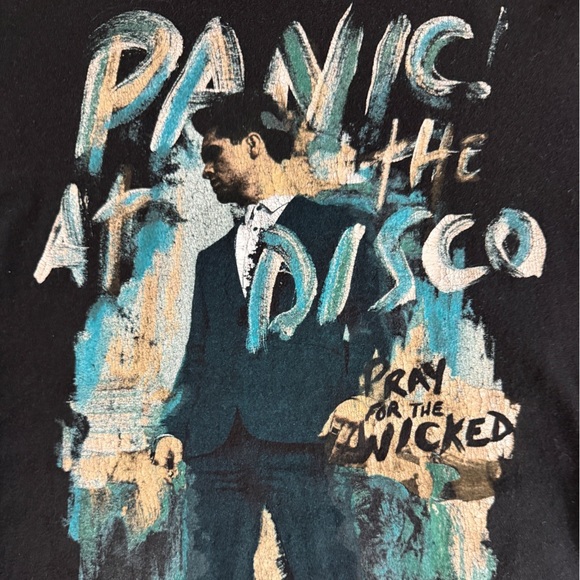 Panic! At The Disco Pray For The Wicked Tour Tee — Size M - Picture 9 of 10